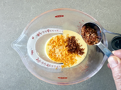 dunkin-donuts-omelet-bites-step3-400.jpg