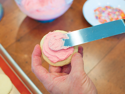 lofthouse-frosted-cookies-step5.jpg