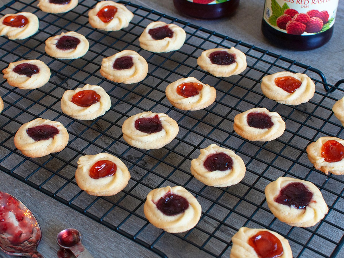 Knott's Berry Farm Thumbprint Shortbread Cookies Recipe