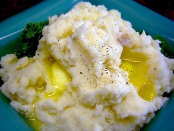 Chevys Garlic Mashed Potatoes copycat recipe by Todd Wilbur