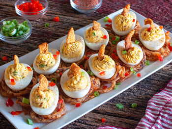 Lucille’s Smokehouse Bar-B-Que Cracked Out Deviled Eggs copycat recipe by Todd Wilbur