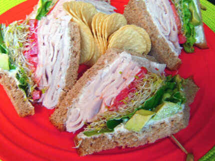 Bennigan's California Turkey Sandwich copycat recipe by Todd Wilbur