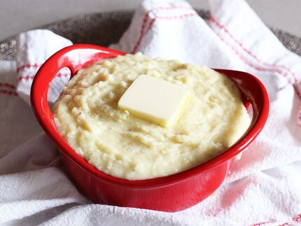 BJ's Restaurant and Brewhouse White Cheddar Mashed Potatoes copycat recipe by Todd Wilbur