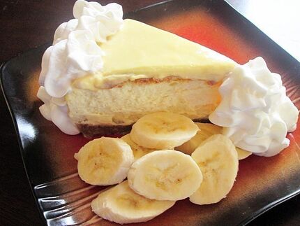 Cheesecake Factory Banana Cream Cheesecake copycat recipe by Todd Wilbur