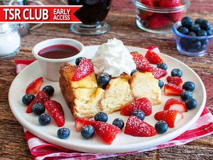Cracker Barrel Fresh Berry French Toast Bake copycat recipe by Todd Wilbur