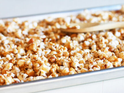 Crunch 'N Munch Buttery Toffee Popcorn with Peanuts copycat recipe by Todd Wilbur