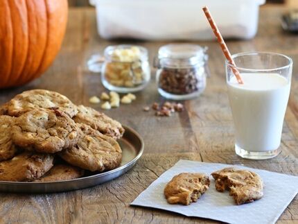 Mrs. Fields Pumpkin Harvest Cookies copycat recipe by Todd Wilbur
